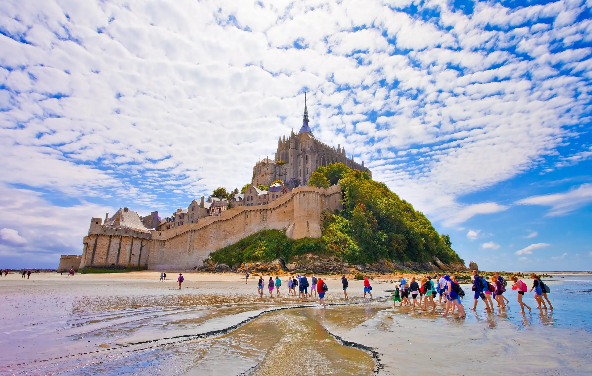 Family Guide: Engaging Kids with History, Tides & Storytelling at Mont-Saint-Michel